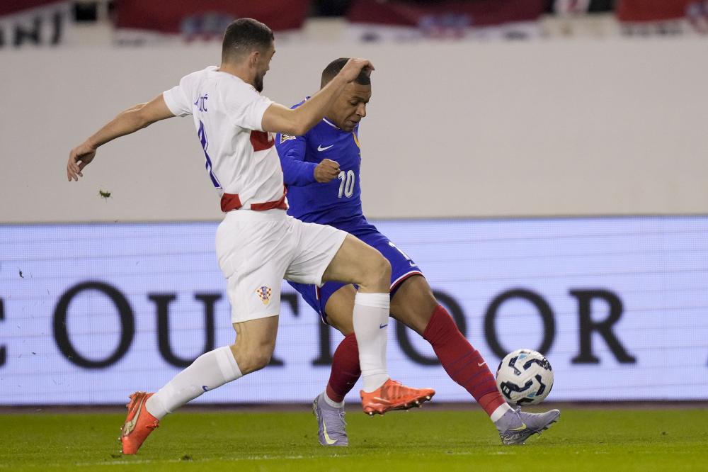 她的举动也 她的举动也